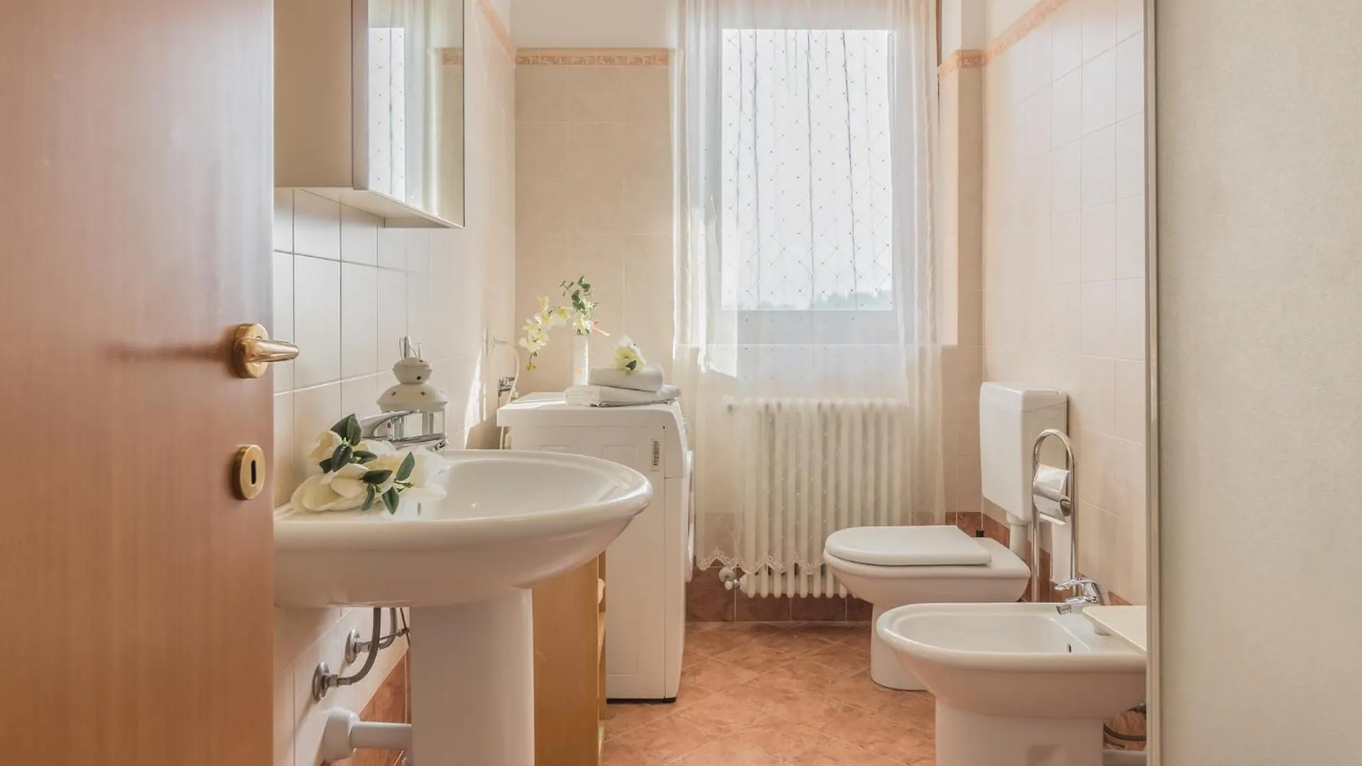 Golden View Apartment Perledo
